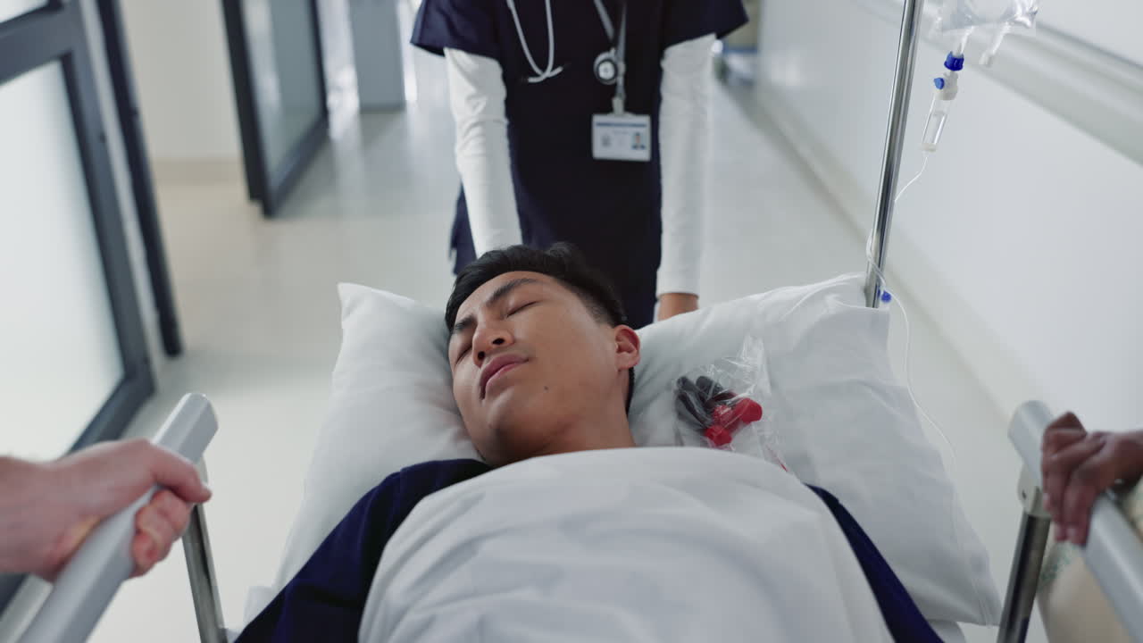 응급, 혈액 검사 및 병원에 있는 사람