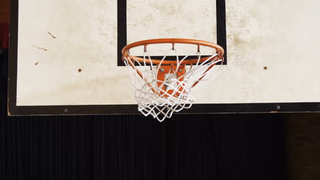 basketball players playing in the court