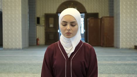 Realizar-Salaah-En-La-Mezquita