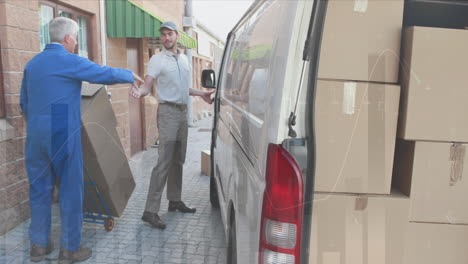 animación del procesamiento de datos sobre el hombre empacando cajas en el coche