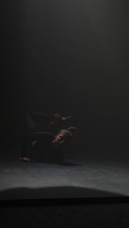 contemporary dance performance