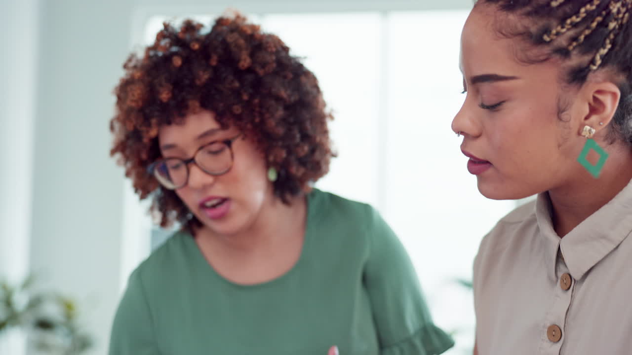 Business, employees and women planning