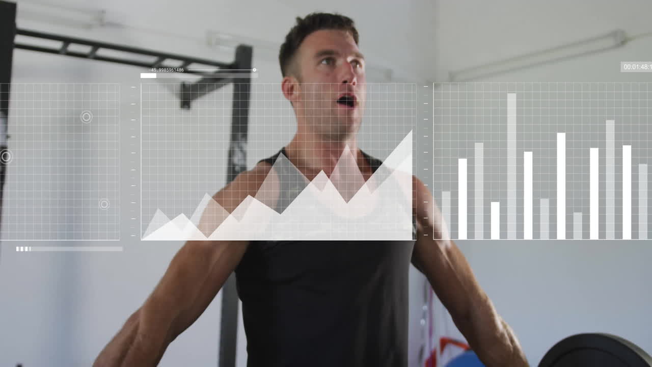 animación de diagramas sobre un deportista caucásico levantando una barra de pesas en el gimnasio