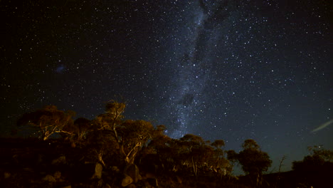 australia hermosa impresionante vía láctea cruz del sur noche senderos de estrellas lapso de tiempo por taylor brant película