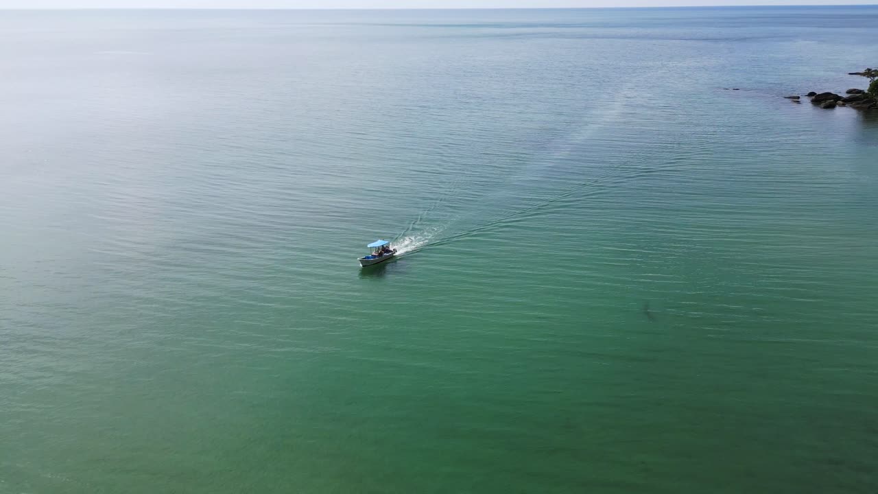 관광객 을 위한 관광 여행 보트