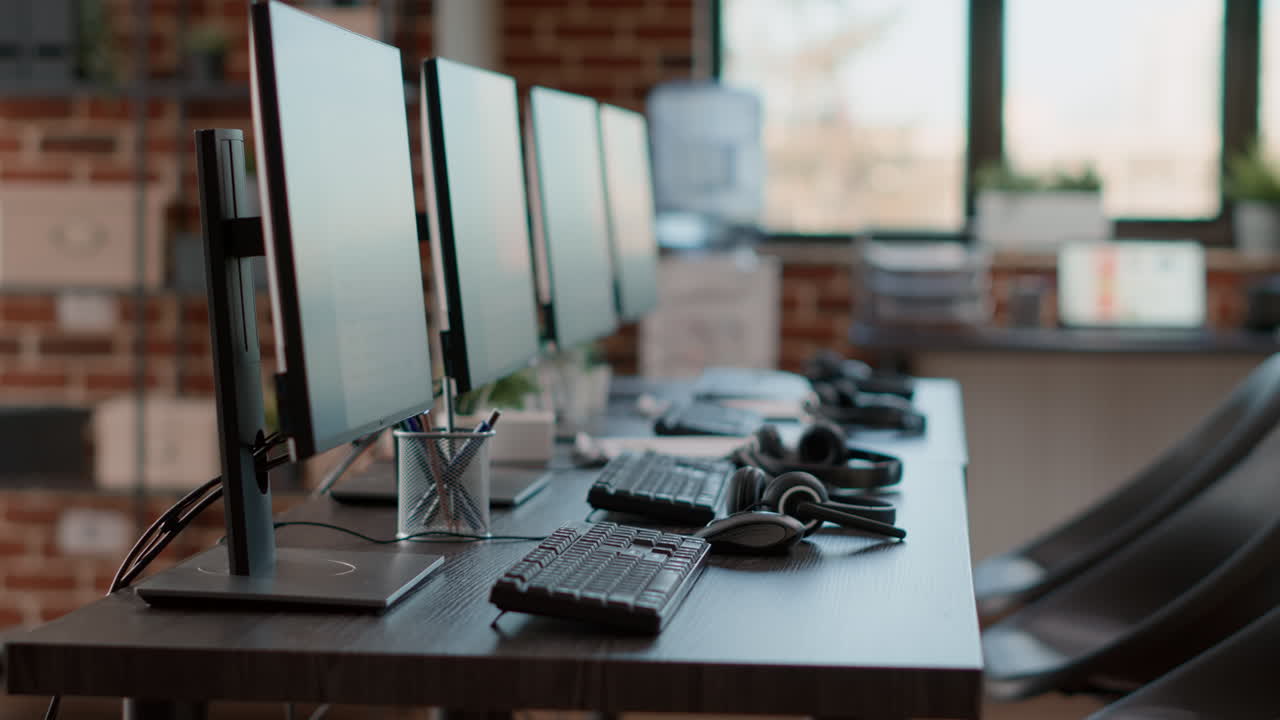 Empty customer service workstation to help telemarketing clients