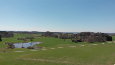 Monasterio-De-Munich-Andechs-En-Alemania,-Caminatas,-Disparar-Con-Dji-Mavic-Air-A-4k-30fps