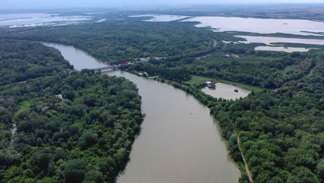 Parallax-shot-of-the-Hungarian-Tisza-river-with-a-bridge-crossing-over