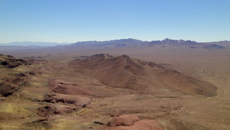 Paisaje-Desértico-De-La-Colina-árida-Aérea-En-California