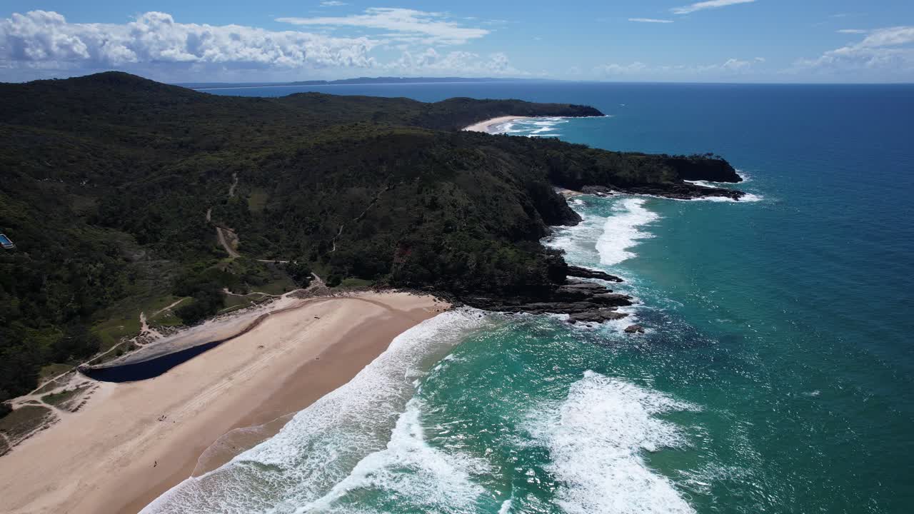 Vista aerea di Sunshine Beach ad Alexandria Bay, nel Queensland, Australia