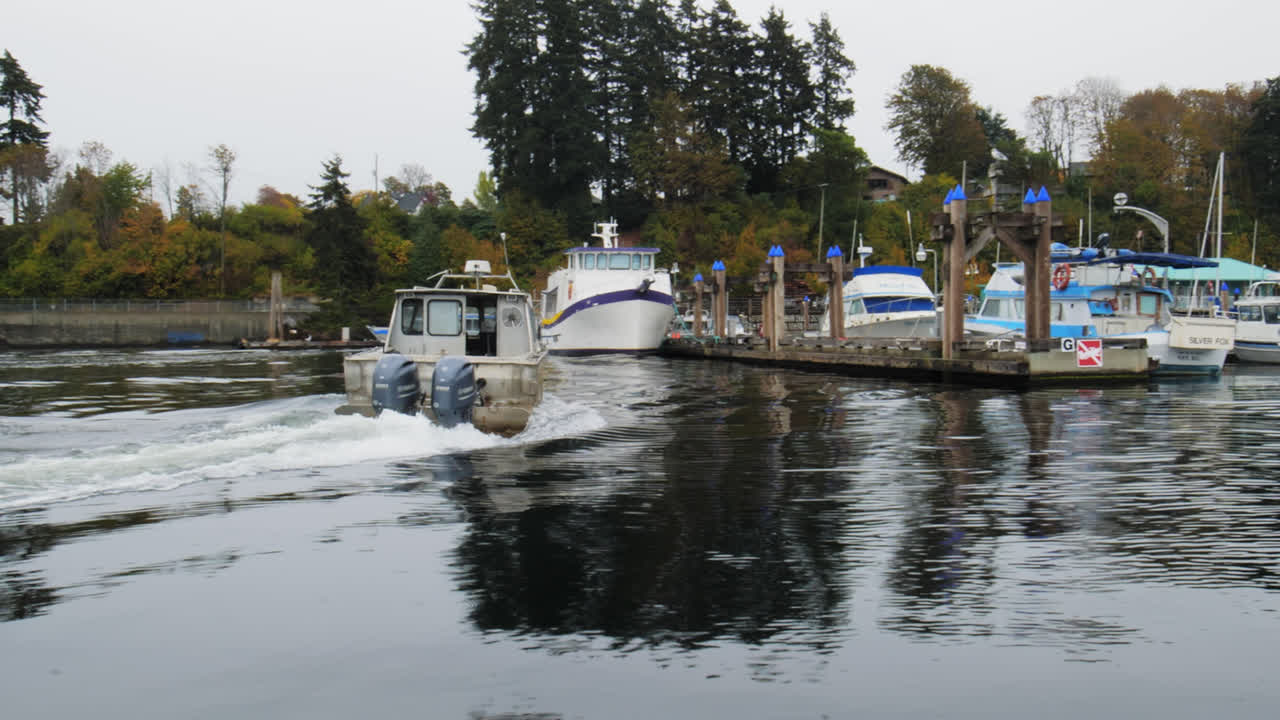 морской порт для яхты