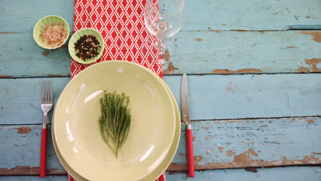 Various-cutlery-on-wooden-table-4k