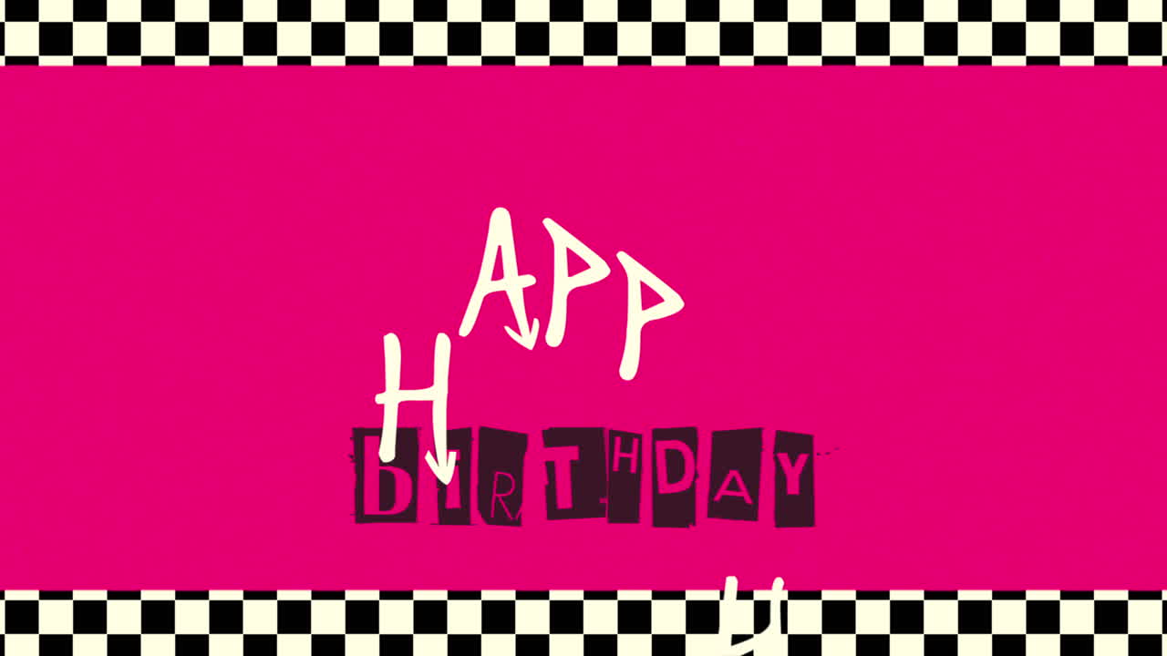 핑크색으로 쓰여진 인사와 함께 즐거운 생일 축하