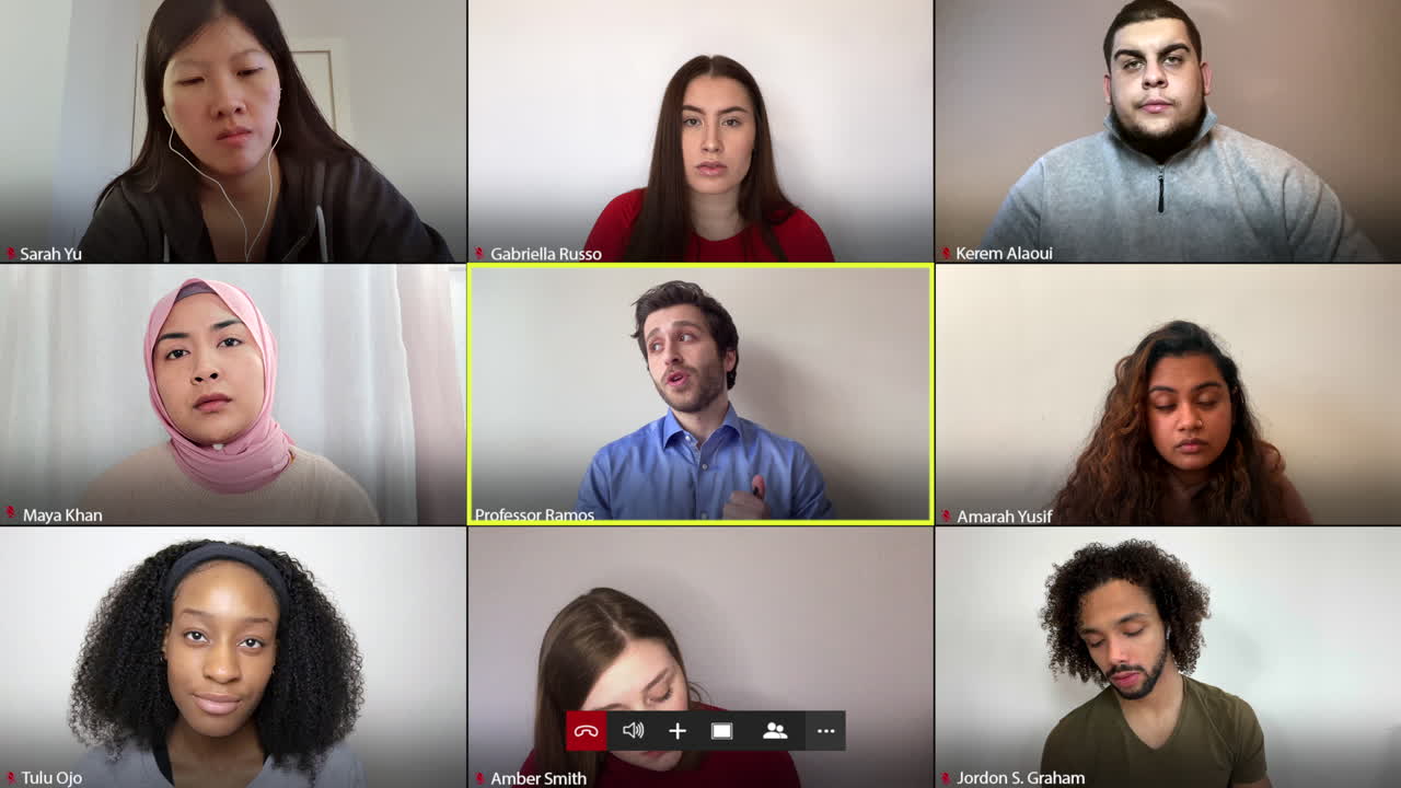 학생이 온라인 강의 중 질문을 함