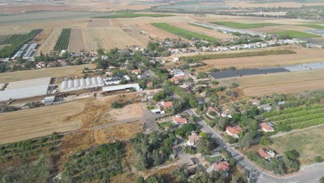 Tkuma-Dorf-Bei-Sdot-Negev,-Israel