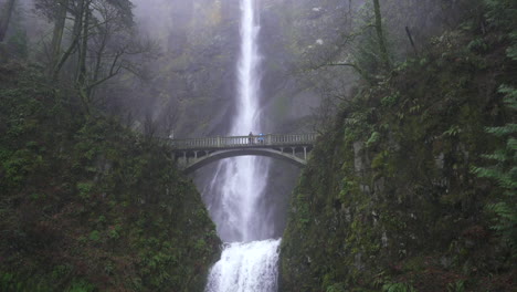 waterfall multnomah falls in portland oregon during an overcast day