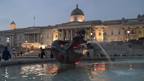 national gallery in trafalgar square, london at night