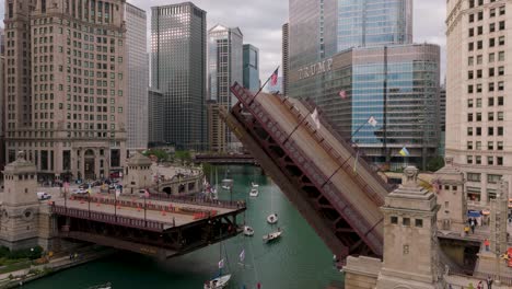 Puente-Del-Río-Chicago-Levantar-Michigan-Ave-Aire