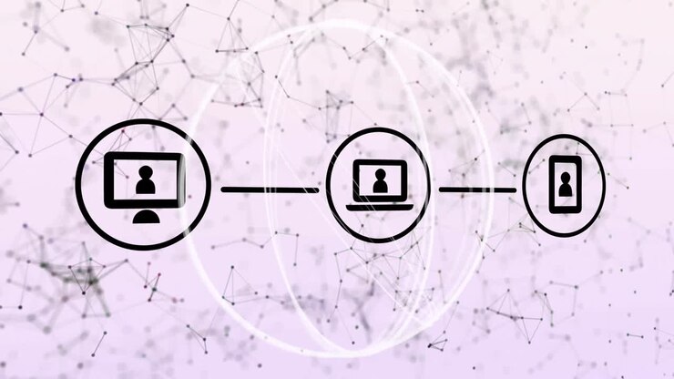 Animazione di icone di media di comunicazione digitale connesse con anelli rotanti e rete, su lilla