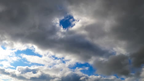 timelapse clouds moving across the sky. time-lapse captures shifting clouds as they drift across a vibrant sky, revealing changing weather patterns and light