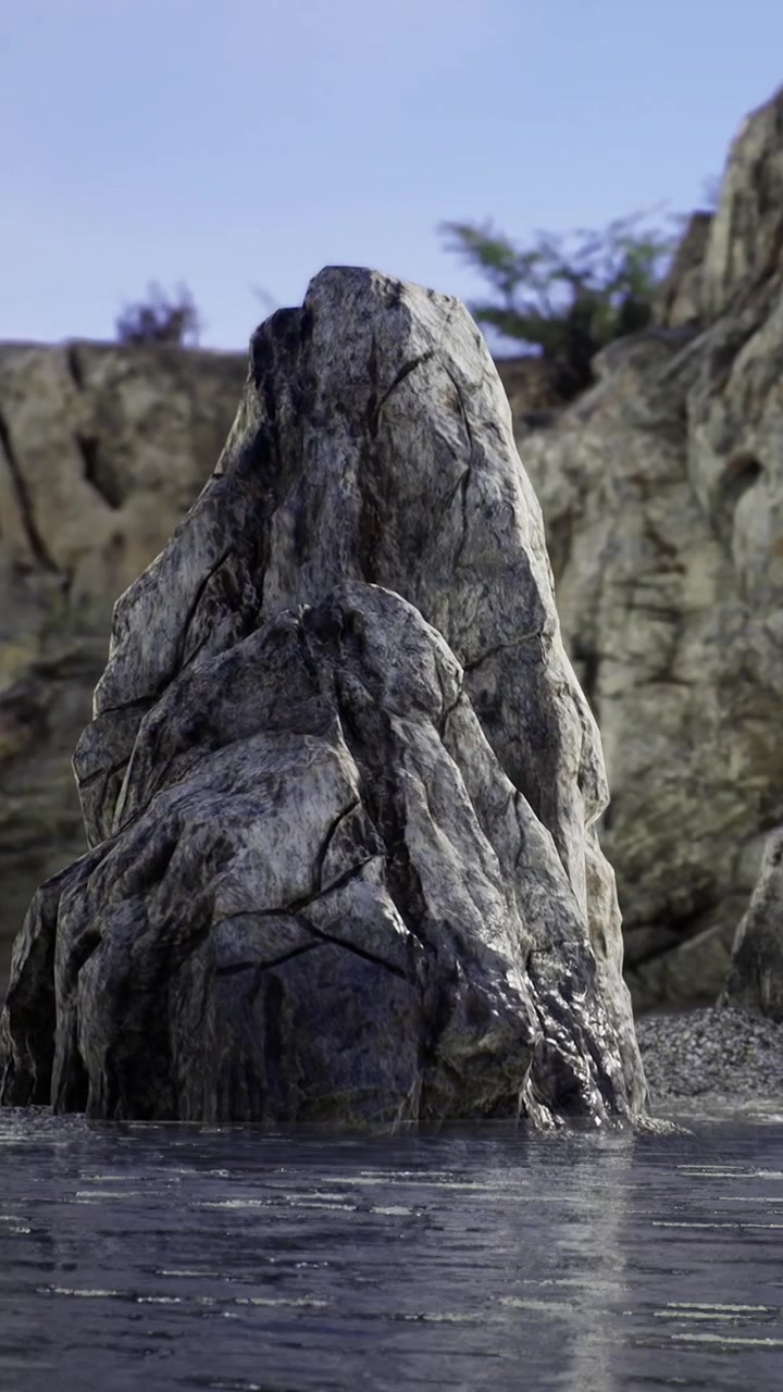 Formazione rocciosa nell'acqua vicino alla costa con alberi e scogliere sullo sfondo