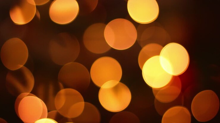 Luci spettrali di Halloween, atmosfera calda e festosa natalizia.