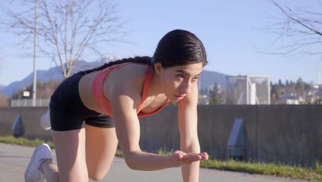 Closeup,-Woman-doing-Bharmanasana-yoga-table-top-pose-with-arm-and-leg-extending