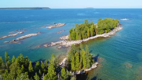 stunning georgian bay coast in ontario, canada