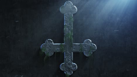 gráfico de movimiento dramático de alta calidad de un símbolo de icono de crucifijo invertido satánico ornamentado, que se erosiona y agrieta rápidamente y brota musgo y malezas, con rayos de luz atmosféricos y motas de polvo