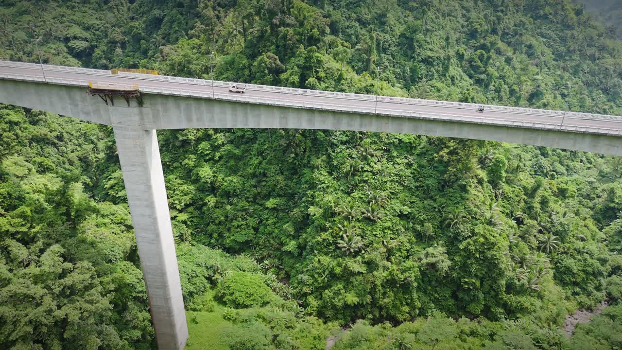 Southern Leyte’s Agas-Agas Concrete Bridge Spanning a Verdant Gorge on the National Highway