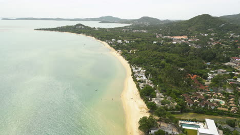 Pueblo-De-Mae-Nam-En-La-Costa-Norte-De-Koh-Samui,-Tailandia