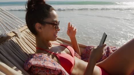 Young-woman-by-the-sea