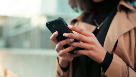 Hands,-phone-or-woman-in-city-to-chat-on-social