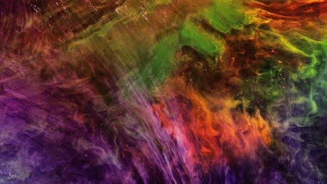 coloridas nubes nebulosas se están acercando
