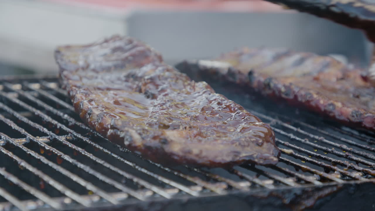 costillas a la barbacoa filmadas en cámara lenta con sony fs7