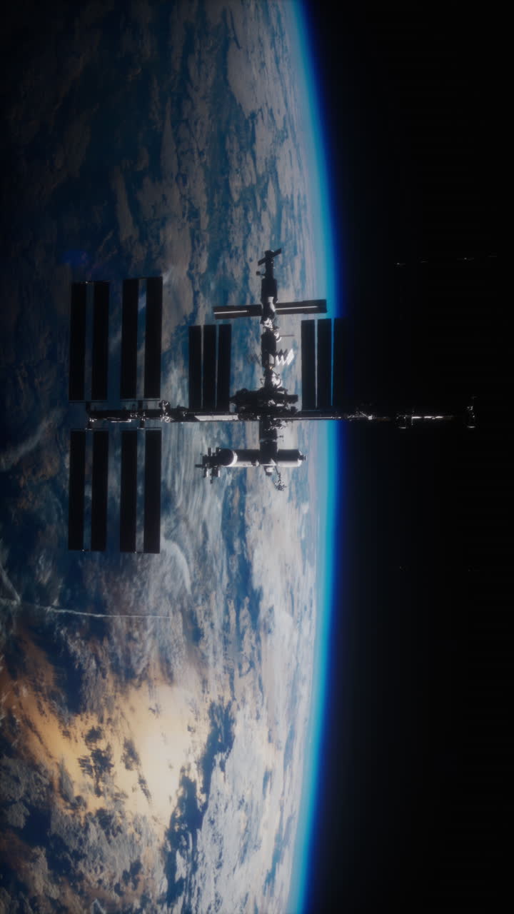 Stazione Spaziale Internazionale in orbita attorno alla Terra