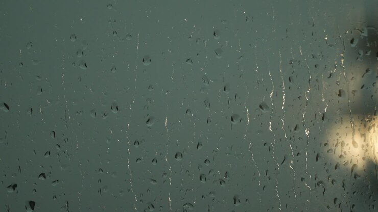 gouttes de pluie sur la vitre