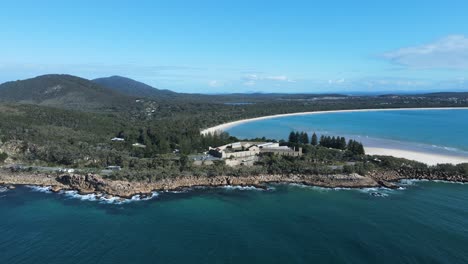 vista aérea de la histórica prisión de la bahía de prueba construida en el parque nacional de arakoon