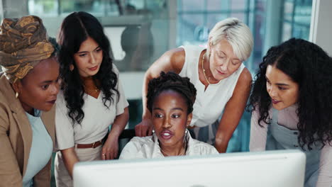 women in business meeting