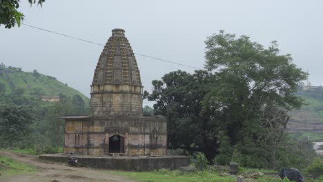 hindu temples in remote locations in india