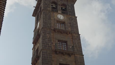 Blick-Auf-Den-Turm-Iglesia-De-La-Concepción-In-Der-Stadt-San-Cristóbal-De-La-Laguna