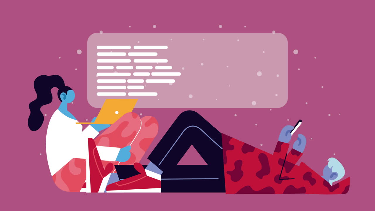 pareja que utiliza una computadora portátil y un teléfono inteligente trabajando en casa