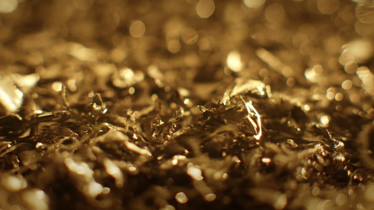 Golden color metal alloy fillings moving