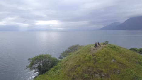 lago toba norte de sumatra medan avión no tripulado aéreo 4k