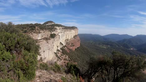 image-of-the-Tavertet-cliffs