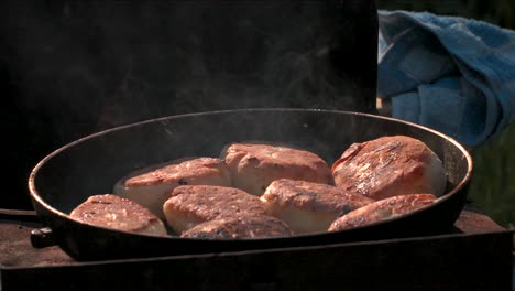 freír alimentos al aire libre