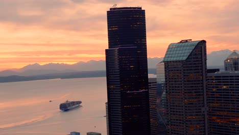 golden sunset helicopter flight in seattle, washington