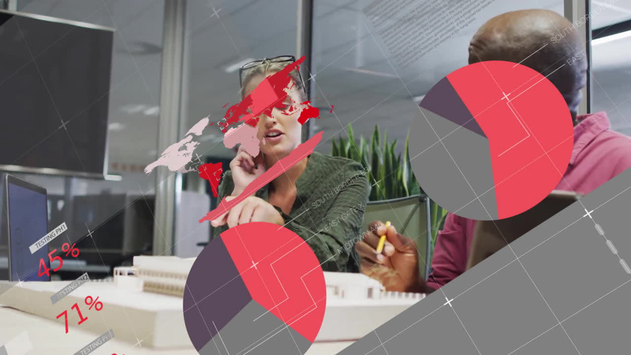 사무실에서 다양한 사업가들에 대한 금융 데이터 처리의 활성화