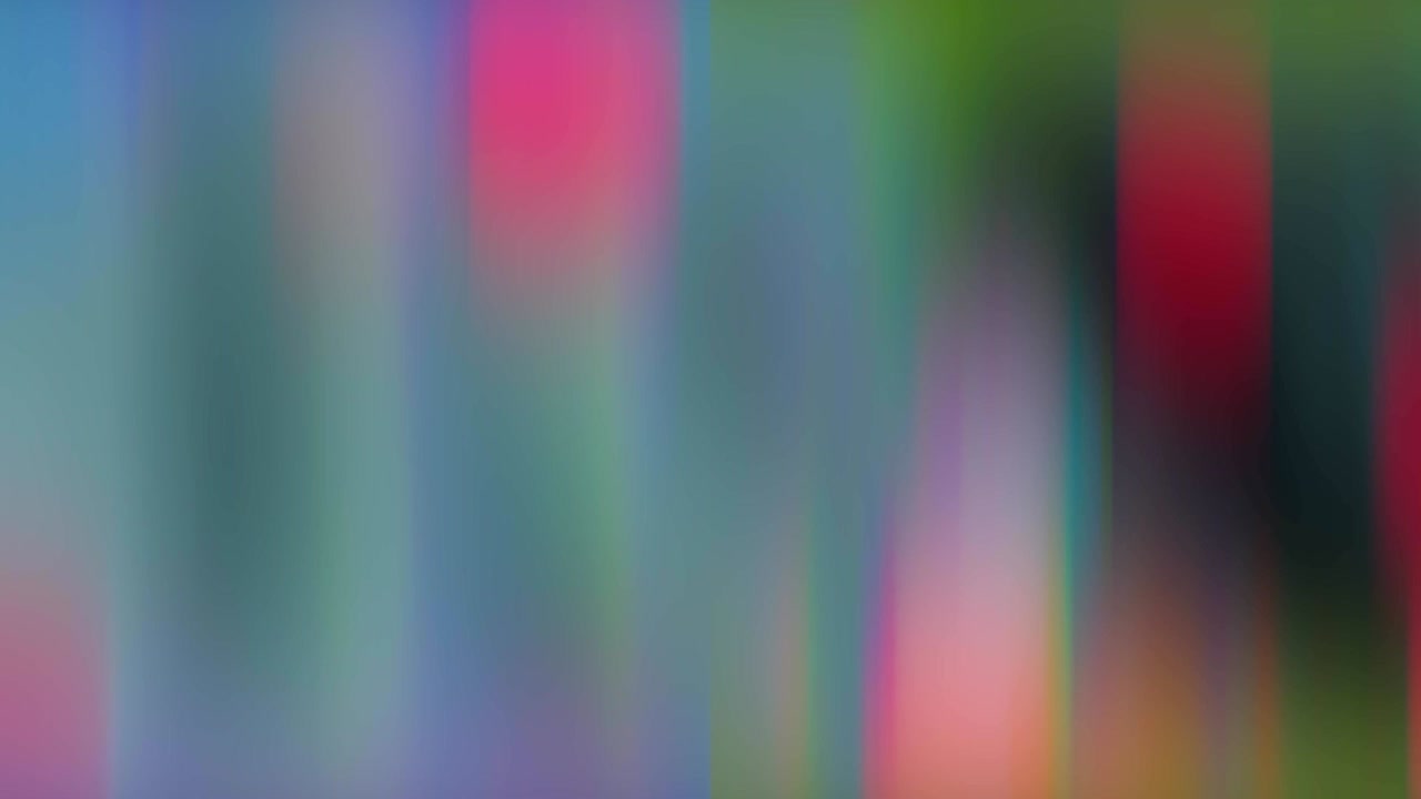 다채로운 밝은 빛의 왜곡되고 흐릿한 움직임