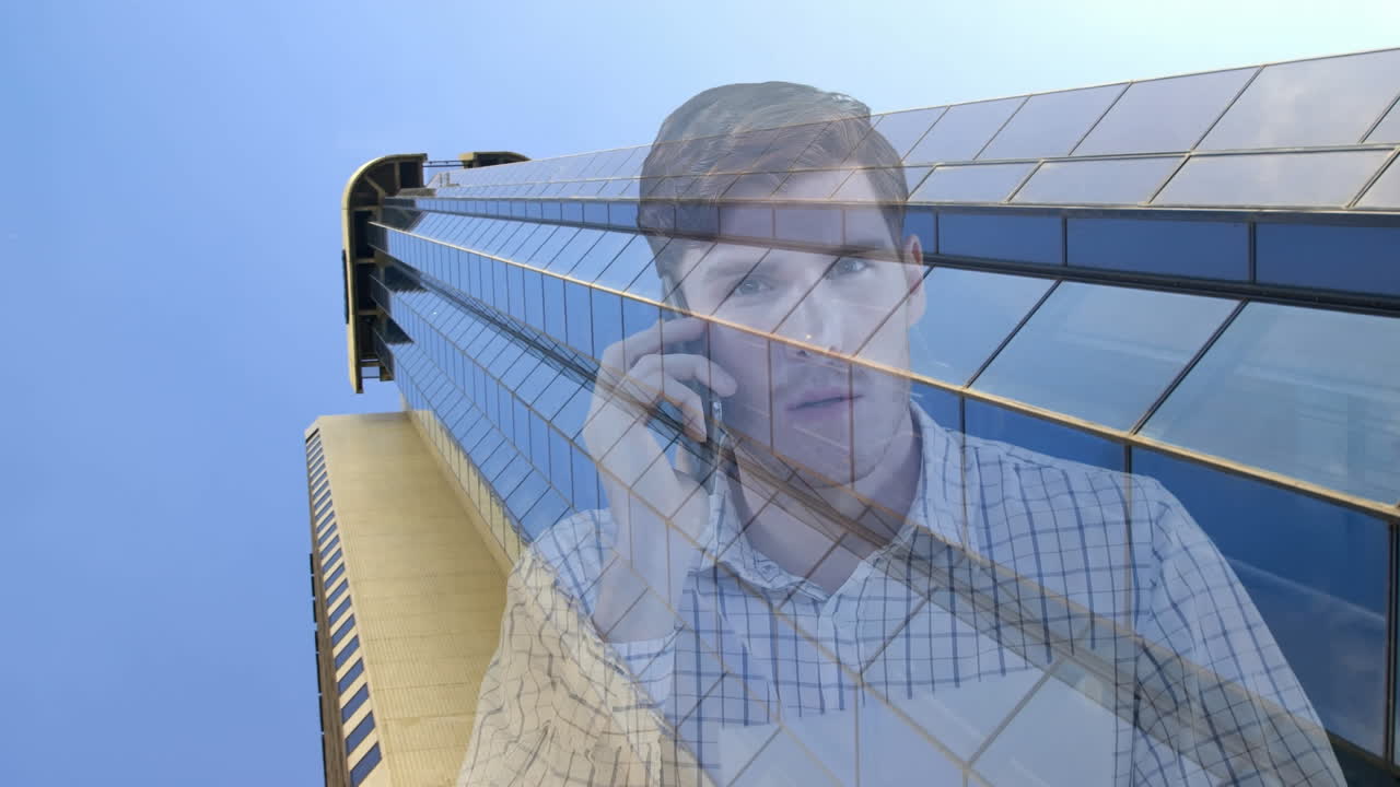 animación de un hombre usando un teléfono inteligente sobre el paisaje urbano